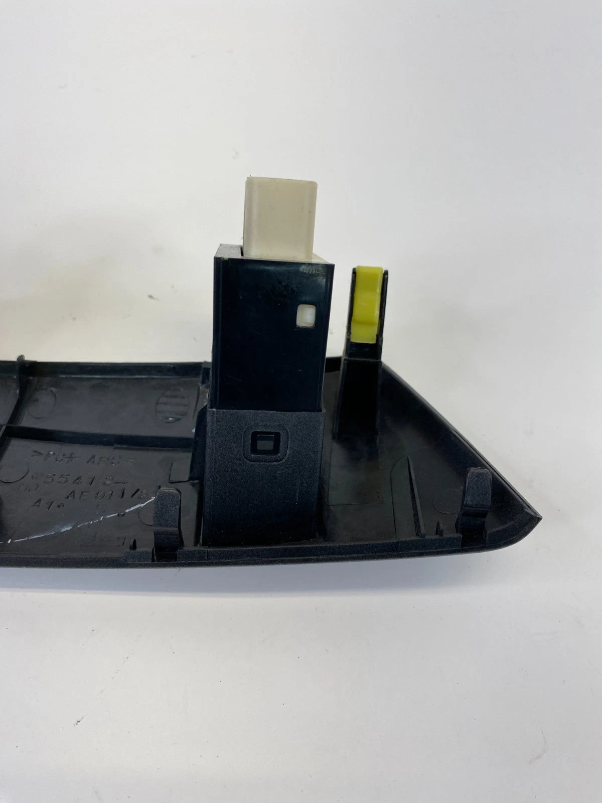 06-10 TOYOTA SIENNA LH DASH HAZARD LIGHT & DEFROST SWITCHES PANEL 55412-AE011