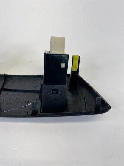 06-10 TOYOTA SIENNA LH DASH HAZARD LIGHT & DEFROST SWITCHES PANEL 55412-AE011