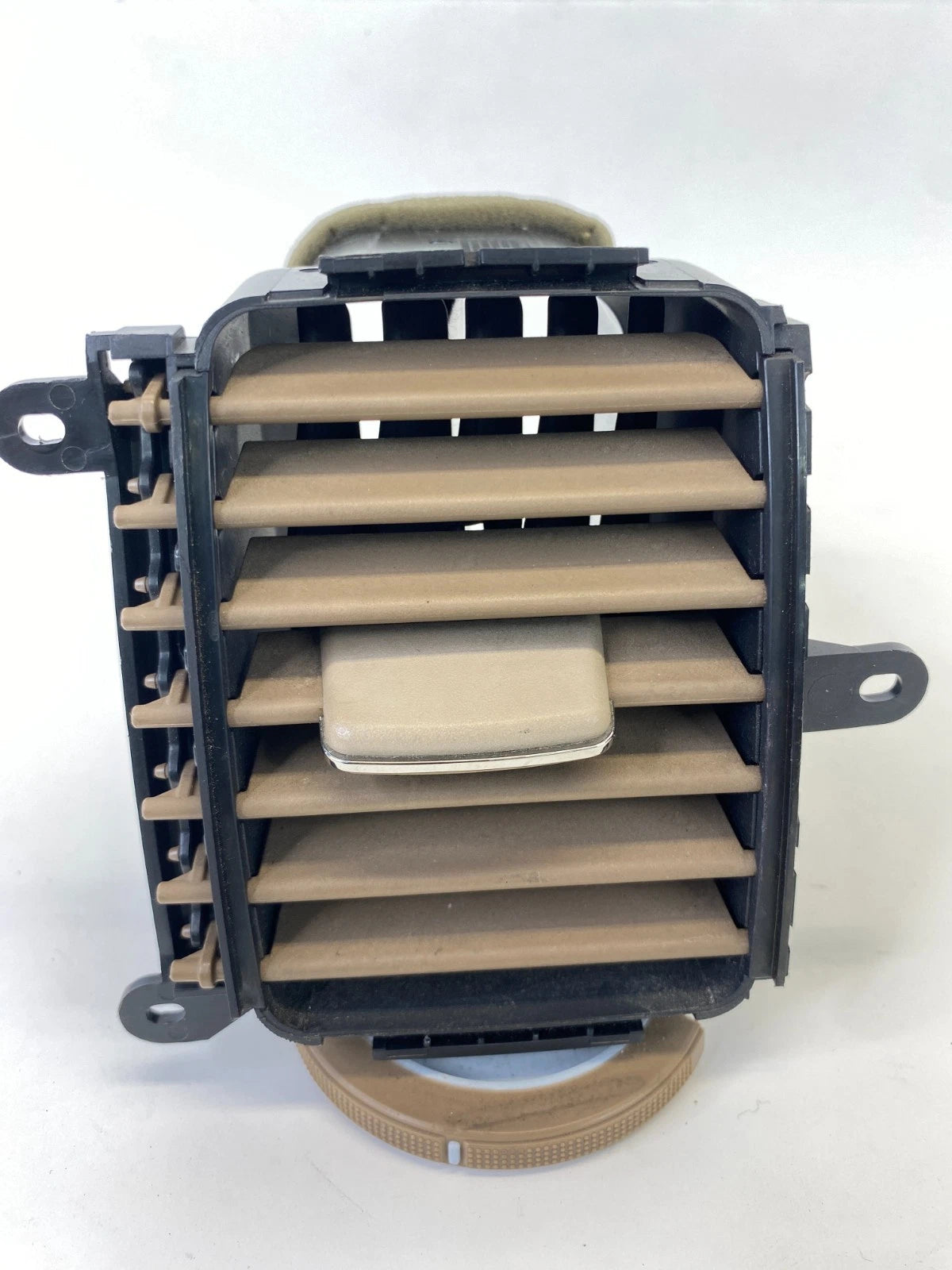 2006-2008 HONDA PILOT FRONT RIGHT PASSENGER SIDE DASH OUTER AIR VENT GRILLE