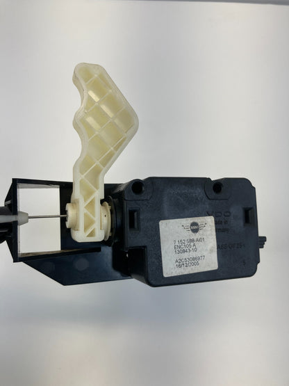 2004-2006 Mini Cooper Fuel Flap Release Locking Motor Actuator W/ Cable 7152588