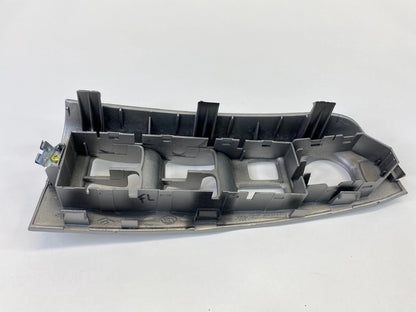 2005-2010 KIA SPORTAGE FRONT LEFT SIDE DOOR WINDOW SWITCH BEZEL 93570-1F260 OEM