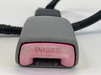 2008-2010 TOYOTA HIGHLANDER FRONT RIGHT SEAT BELT BUCKLE RECEIVER ASSEMBLY OEM