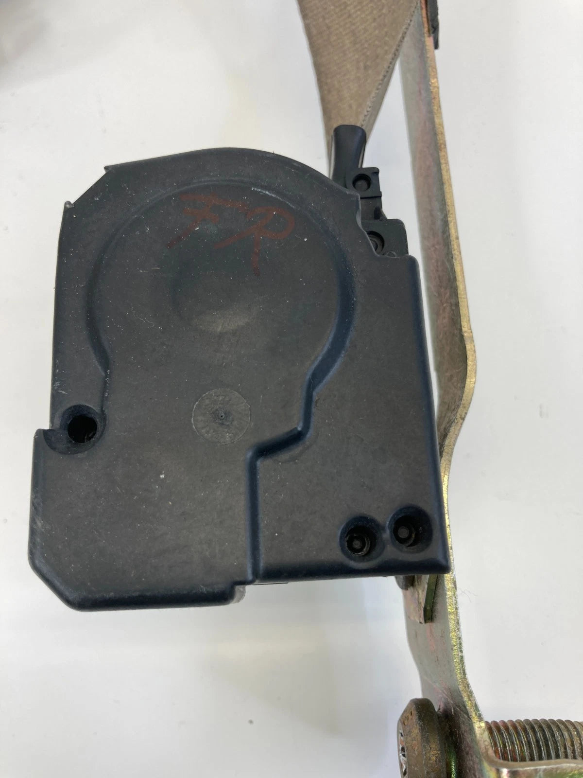 03-06 LINCOLN NAVIGATOR FRONT RIGHT PASSENGER SIDE SEAT BELT RETRACTOR ASSY OEM