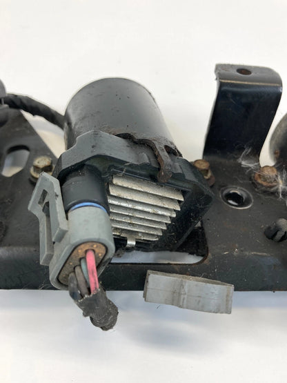 00-06 CHEVY TAHOE GMC YUKON RIGHT ENGINE IGNITION COIL IGNITER PACK BRACKET SET