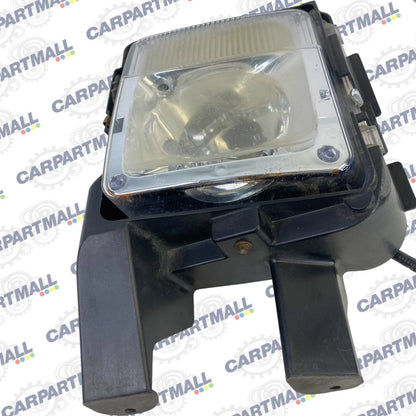 2004-2009 CADILLAC SRX FRONT LEFT DRIVER SIDE FOG LIGHT LAMP ASSEMBLY OEM