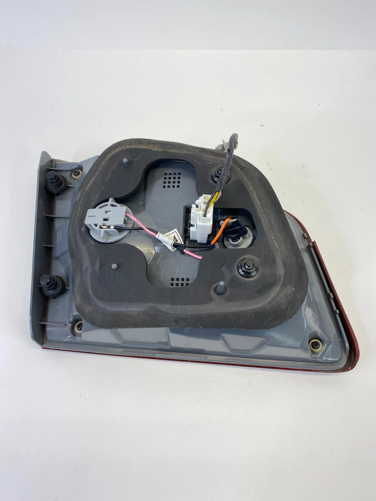 2006-2008 KIA OPTIMA REAR RIGHT INNER TRUNK LID TAILLIGHT LAMP 92406-2G00 OEM