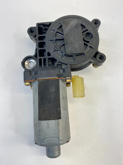 1999-2006 VOLVO S80 REAR LEFT SIDE BACK DOOR WINDOW MOTOR 130-821-777 OEM
