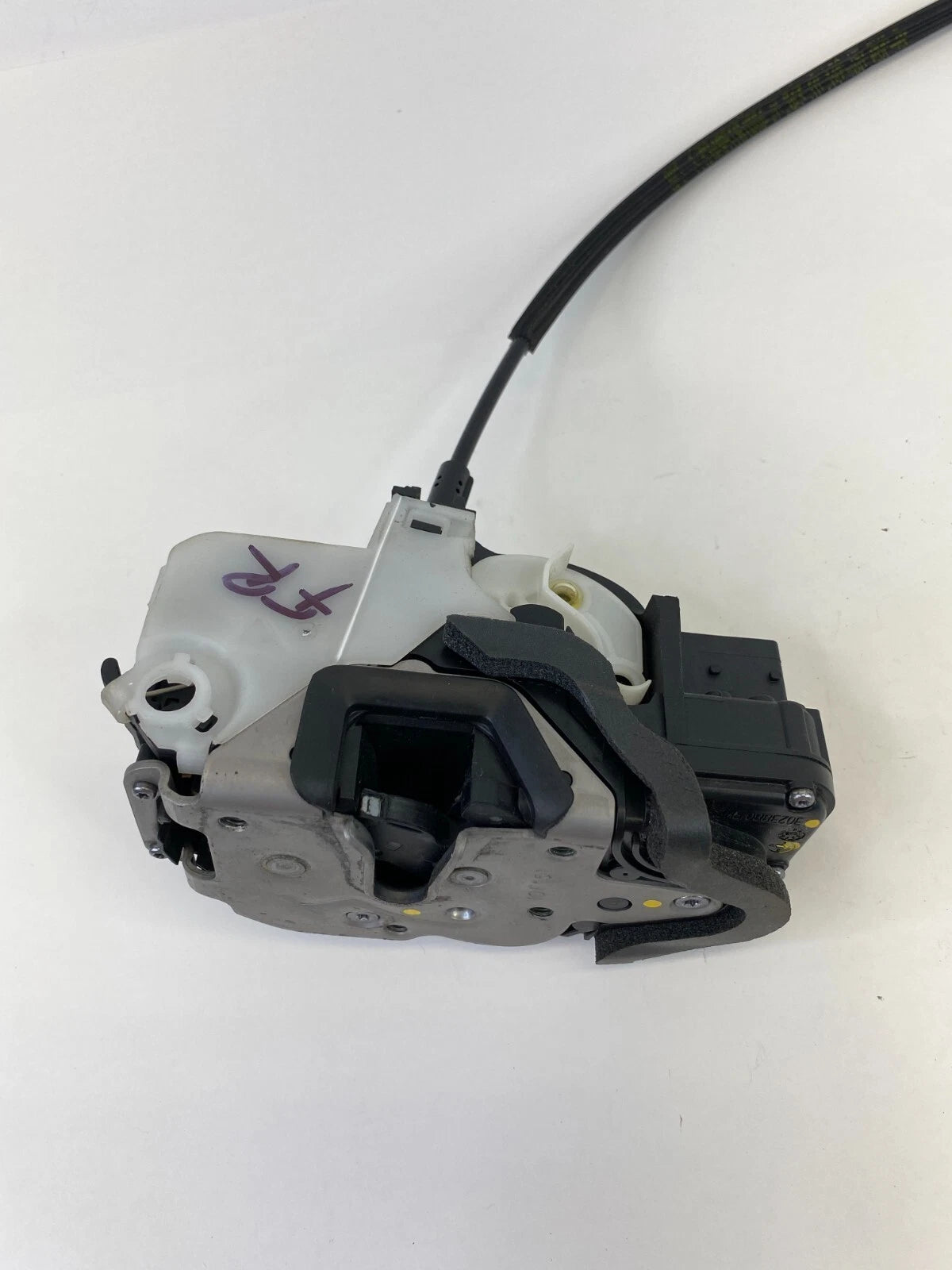 11-17 BUICK REGAL FRONT RIGHT PASSENGER SIDE DOOR LOCK LATCH ACTUATOR 13503802