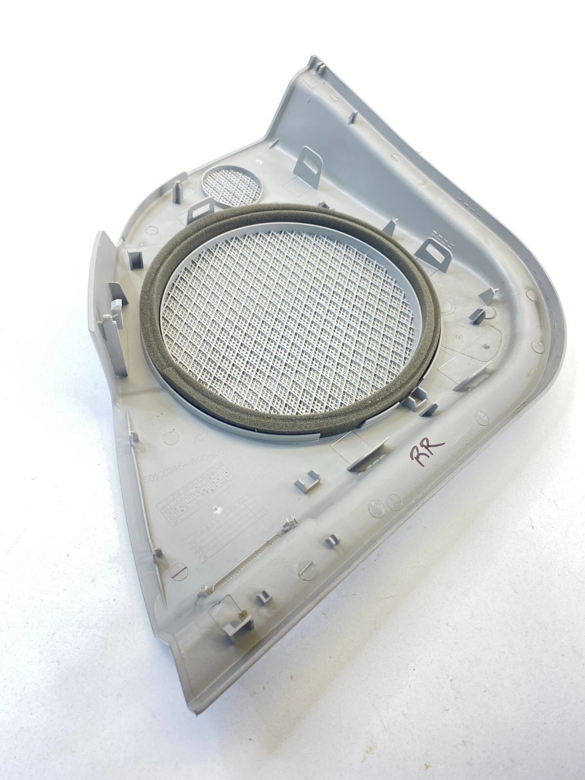 03-06 MERCEDES-BENZ E500 REAR RIGHT SIDE DOOR SPEAKER GRILLE COVER 2117370688