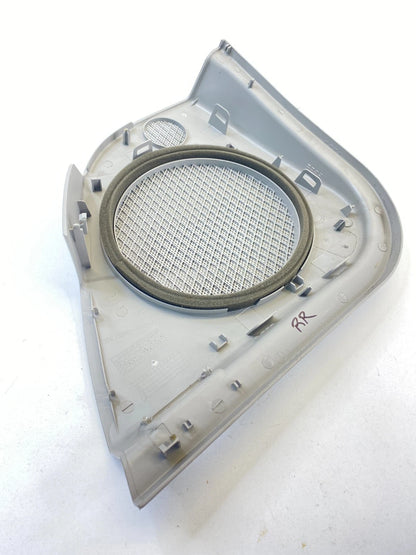 03-06 MERCEDES-BENZ E500 REAR RIGHT SIDE DOOR SPEAKER GRILLE COVER 2117370688
