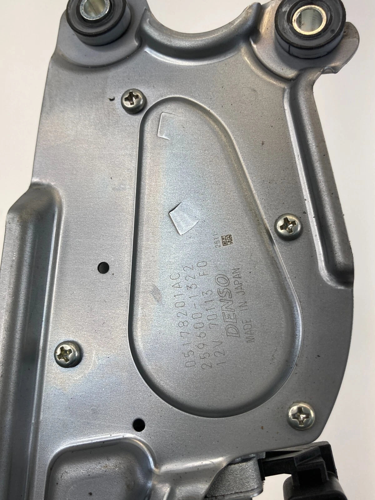 09-20 DODGE JOURNEY TAILGATE HATCH BACK WINDSHIELD REAR WIPER MOTOR 05178201AC