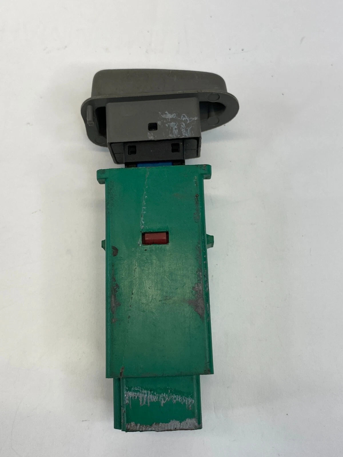 1999-2005 PONTIAC GRAND AM EMERGENCY HAZARD LIGHT CONTROL BUTTON SWITCH OEM