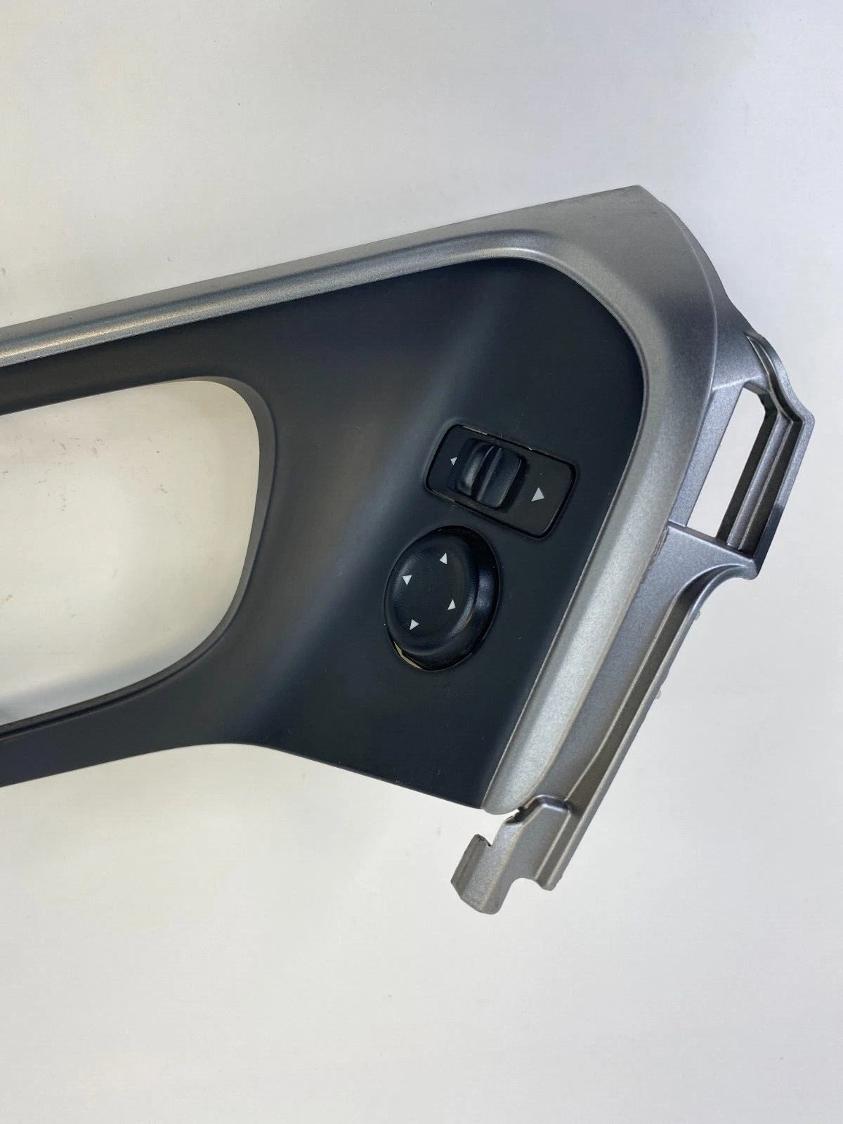 13-18 NISSAN ALTIMA FRONT LEFT SIDE DOOR INNER HANDLE BEZEL W/ MIRROR SWITCH