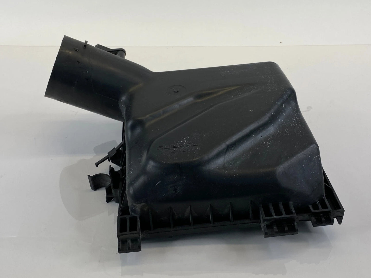 06 07 SUBARU B9 TRIBECA 3.0L UPPER AIR FILTER CLEANER BOX COVER W MAF SENSOR OEM