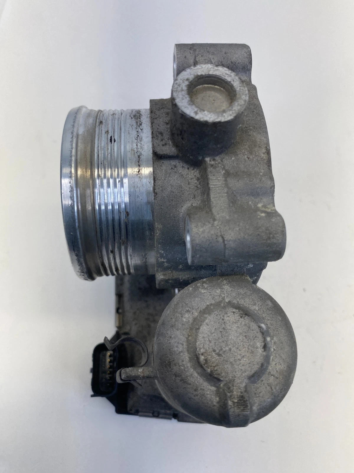 2012 2013 FORD FOCUS 13-16 ESCAPE 2.0L THROTTLE BODY VALVE UNIT CM5E-9F991-AD