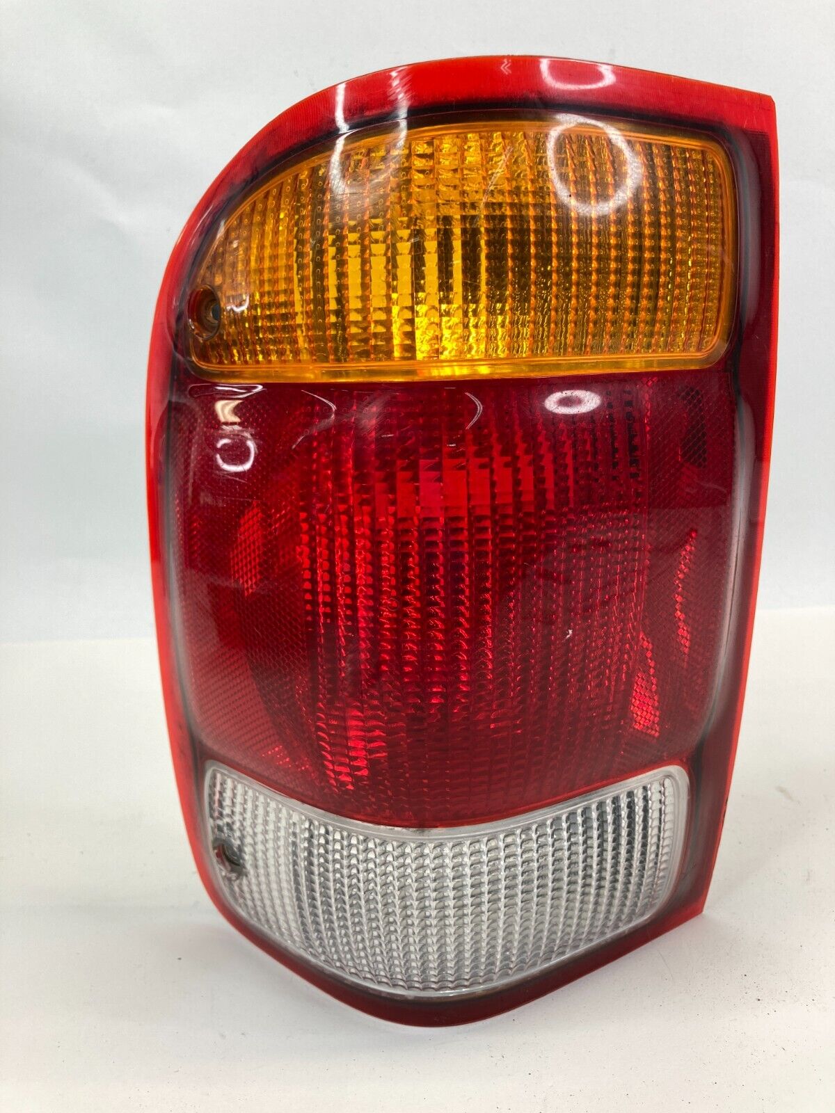 1998 1999 Ford Ranger Rear Left Driver Tail Light Taillight Lamp F87B-13B505-D