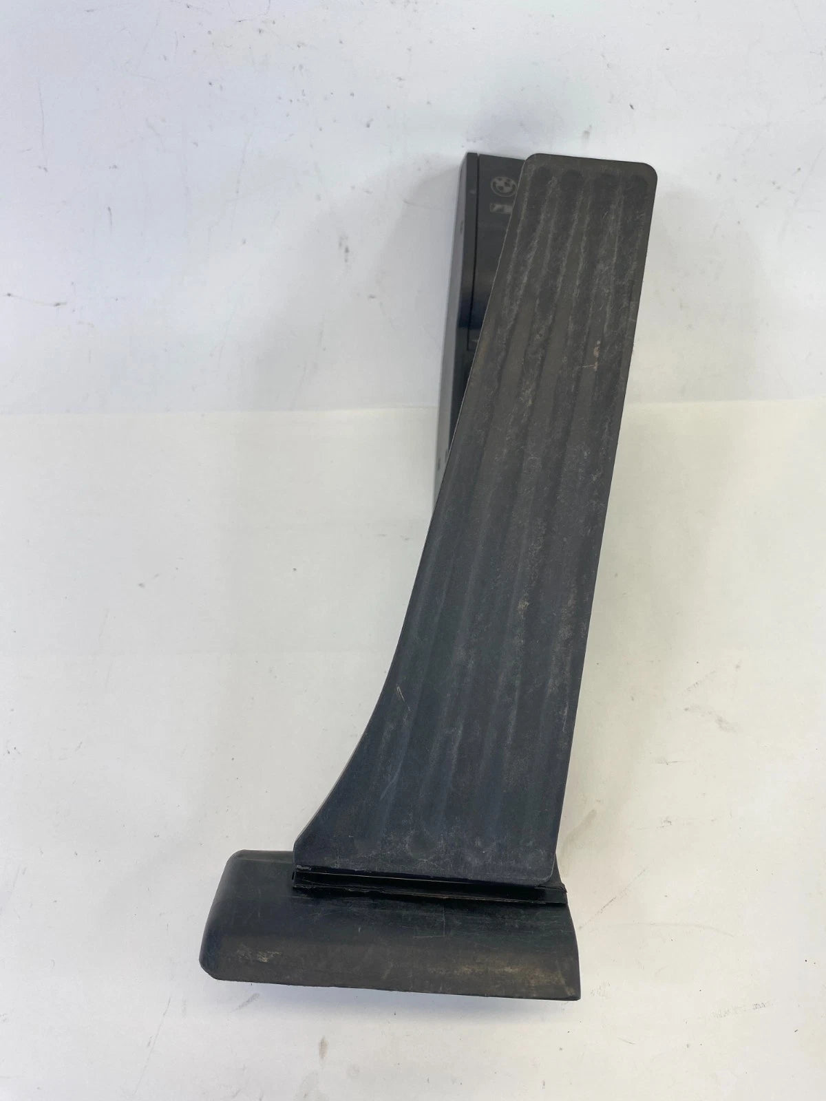 2001-2005 BMW 325I 2.5L L6 A/T ACCELERATOR GAS PEDAL TRAVEL SENSOR 35406756492