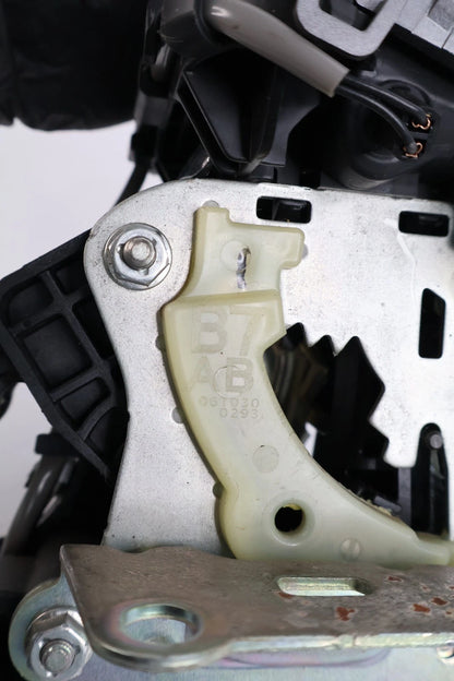 2007-2011 HONDA CR-V 2.4L AUTOMATIC TRANSMISSION GEAR SHIFTER SELECTOR LEVER