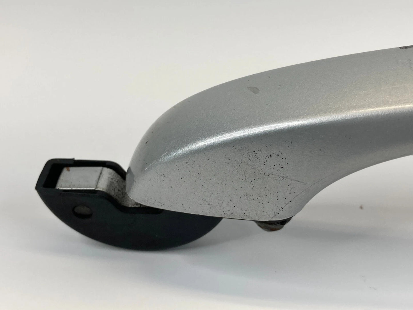 2005-2010 CHRYSLER 300 REAR RIGHT SIDE EXTERIOR DOOR HANDLE 0WE82TRMAF OEM