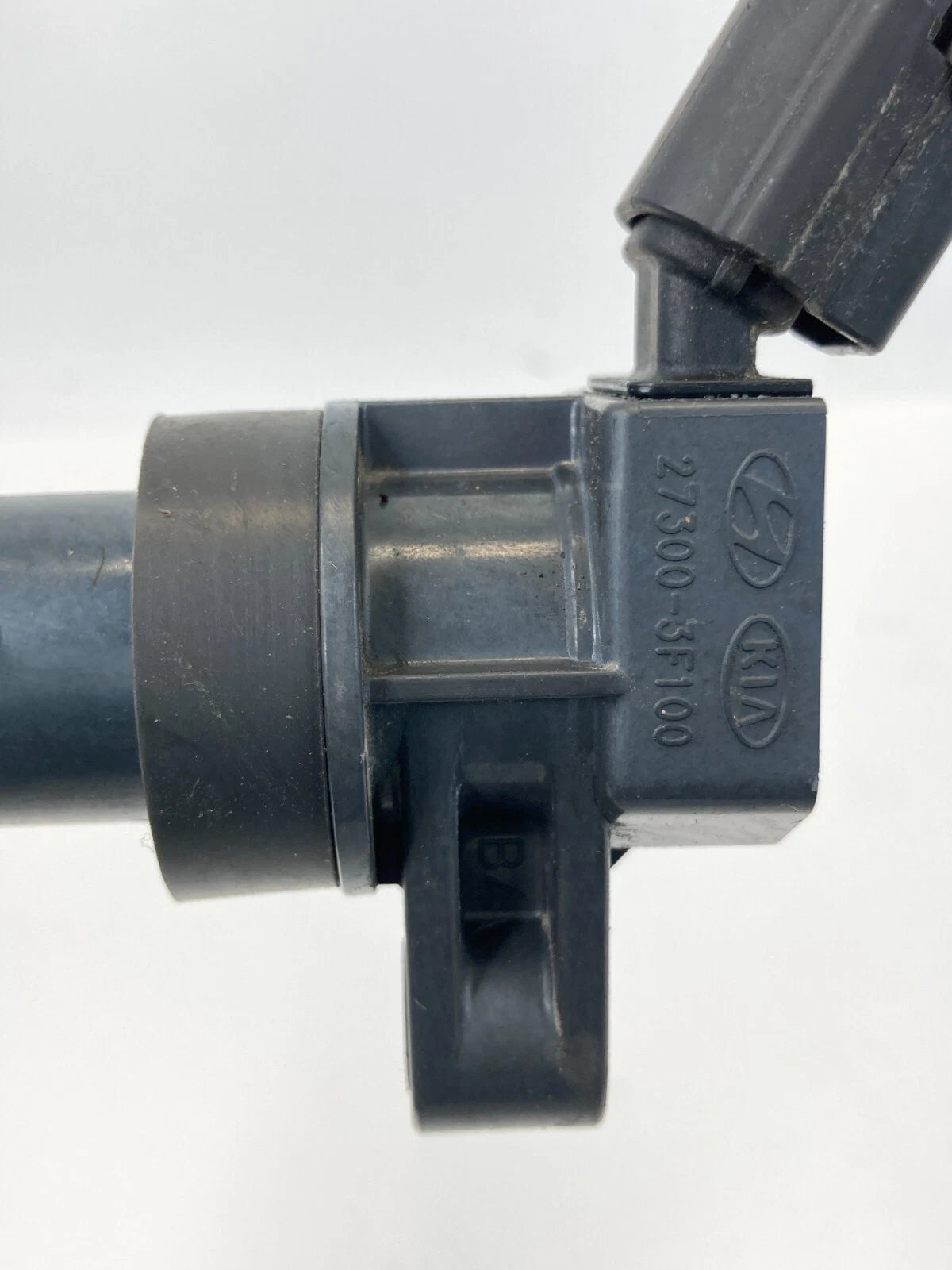 2010-2013 KIA FORTE 2.0L ENGINE IGNITION IGNITOR COIL ASSY DENSO 27300-3F100 OEM