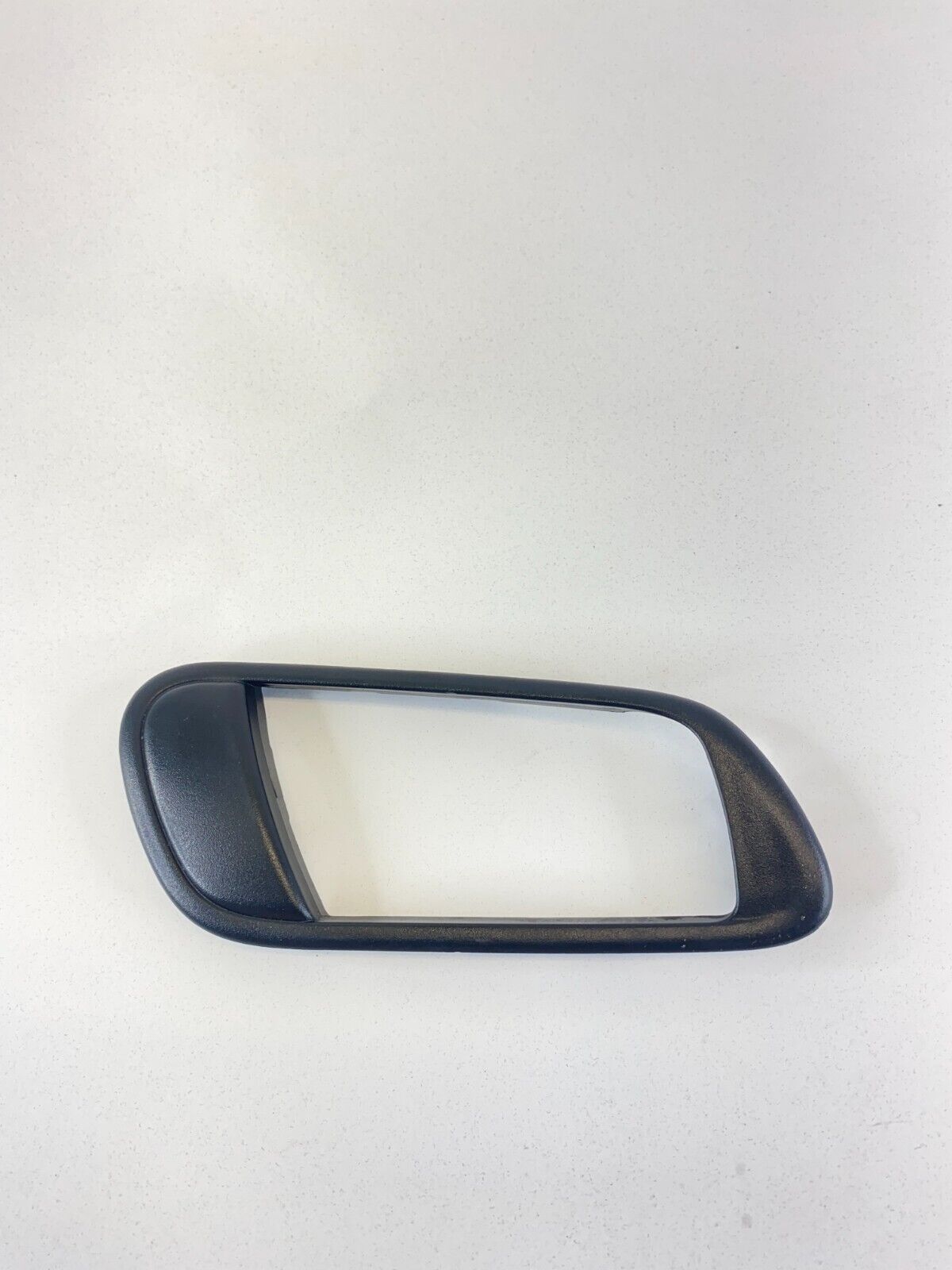 2005-2009 Subaru Legacy Rear Right Side Inner Door Handle Cover Trim 94246AG02A