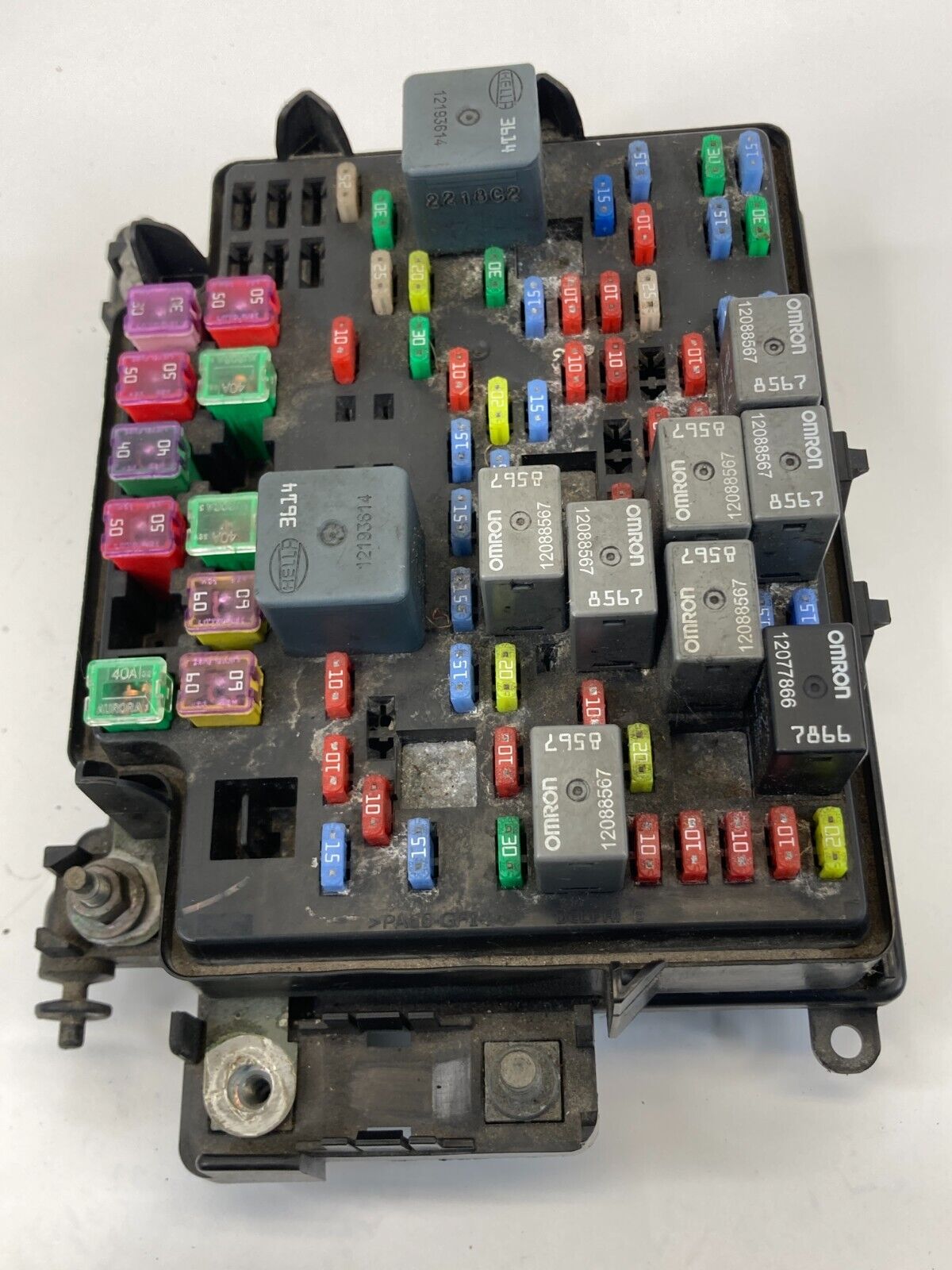 2000-2003 Chevy Tahoe 5.3L Power Module Engine Fuse Relay Junction Box 15177119