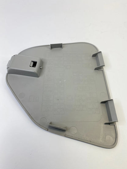 2008-2010 SATURN VUE DASH LOWER CENTER RIGHT SIDE FUSE BOX ACCESS DOOR COVER OEM