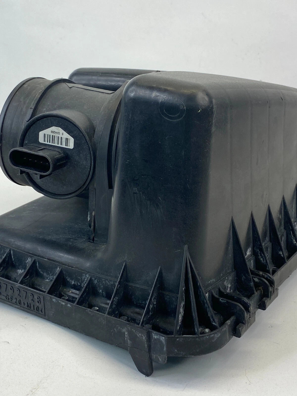 2006-2009 PONTIAC TORRENT 3.4L AIR INTAKE CLEANER BOX HOUSING OEM 25792728