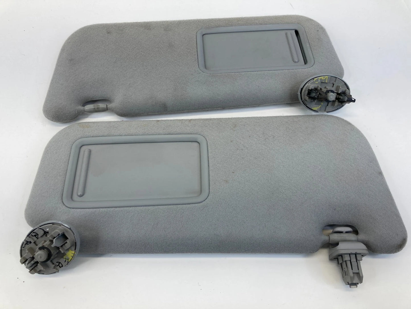 2009-2013 TOYOTA MATRIX ROOF FRONT LEFT & RIGHT SUNVISOR SUN VISOR SHADE SET OEM