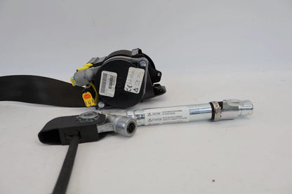 2012-2015 VOLKSWAGEN PASSAT FRONT RIGHT SEAT BELT RETRACTOR OEM 561857706D