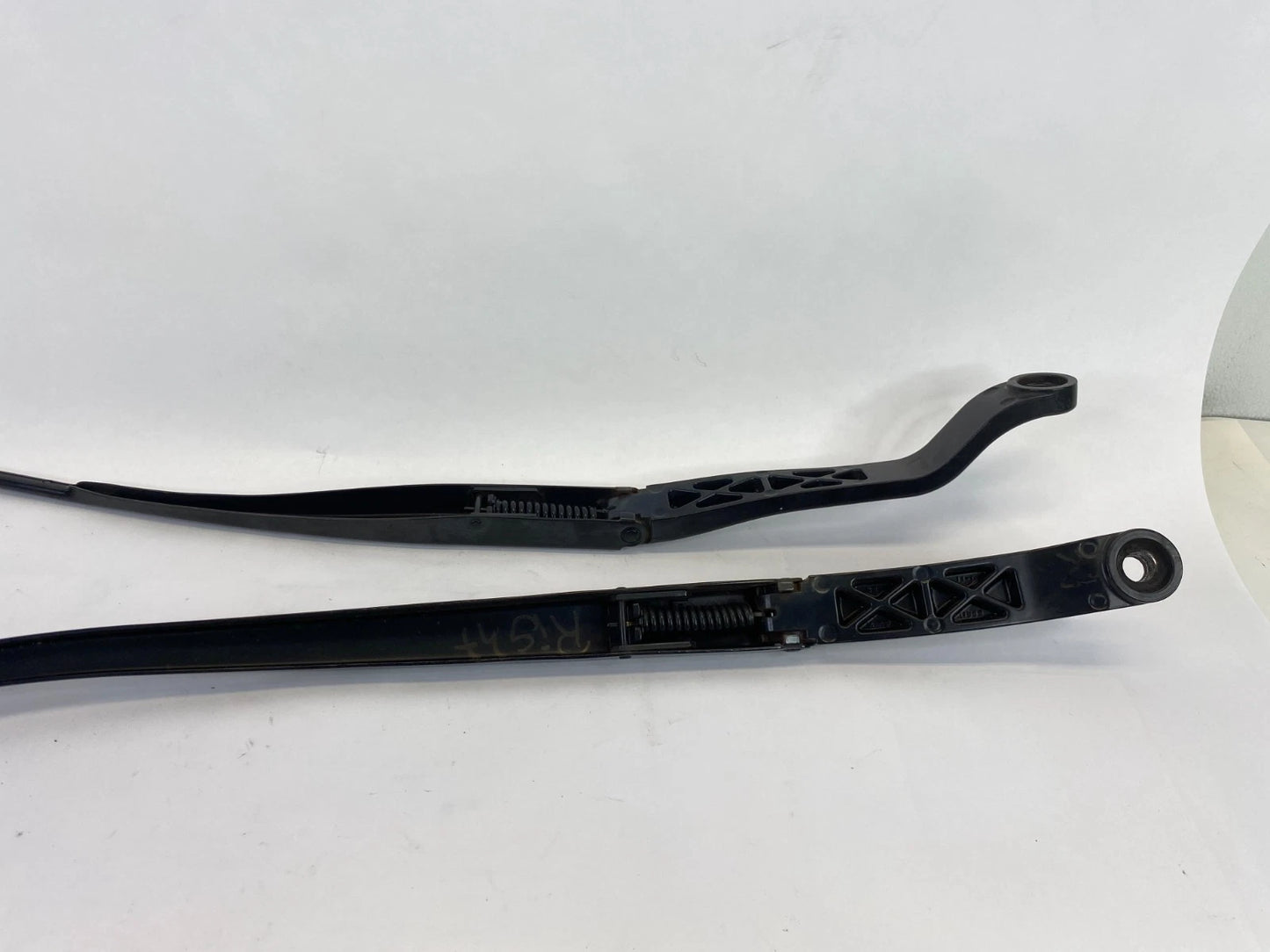 2007-2009 HONDA CR-V FRONT WINDSHIELD WIPER ARMS LEFT RIGHT PAIR SET OEM