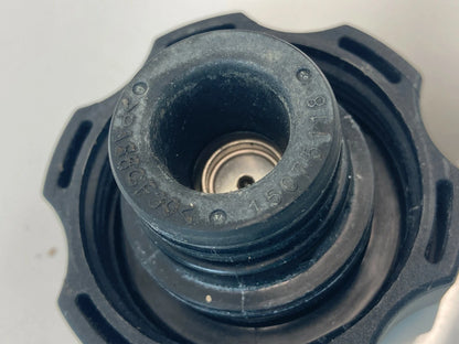 2005-2010 CADILLAC STS ENGINE RADIATOR FLUID COOLANT RESERVOIR TANK CAP 15075118