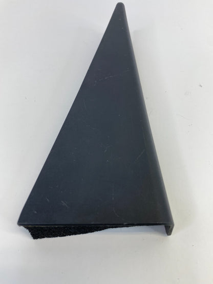 2008 2009 2010 Saturn Vue Rear Left Interior Door Corner Cover Trim 96630814 OEM