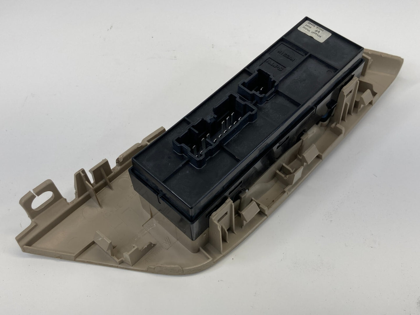 2013-2018 Nissan Altima Front Left Driver Master Door Window Switch 25401-3TA4A