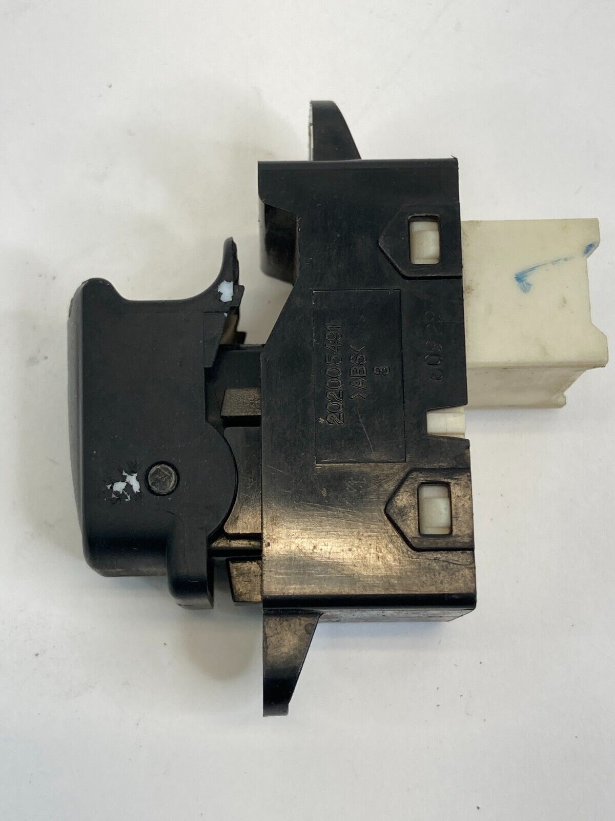 2007-2011 Hyundai Accent Sedan Rear Right Door Power Window Switch 202005491 OEM