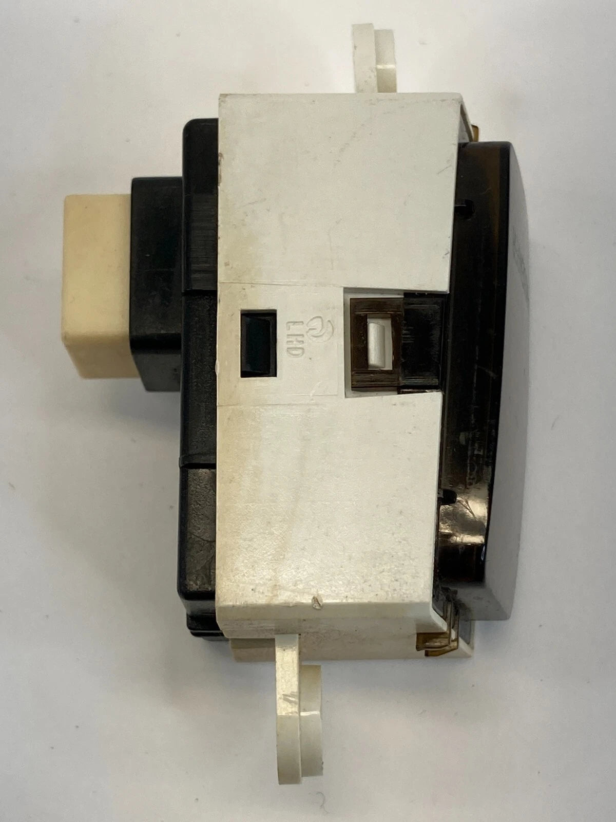 06-11 HYUNDAI SONATA PASSENGER SEAT BELT INDICATOR REMINDER LIGHT SWITCH OEM