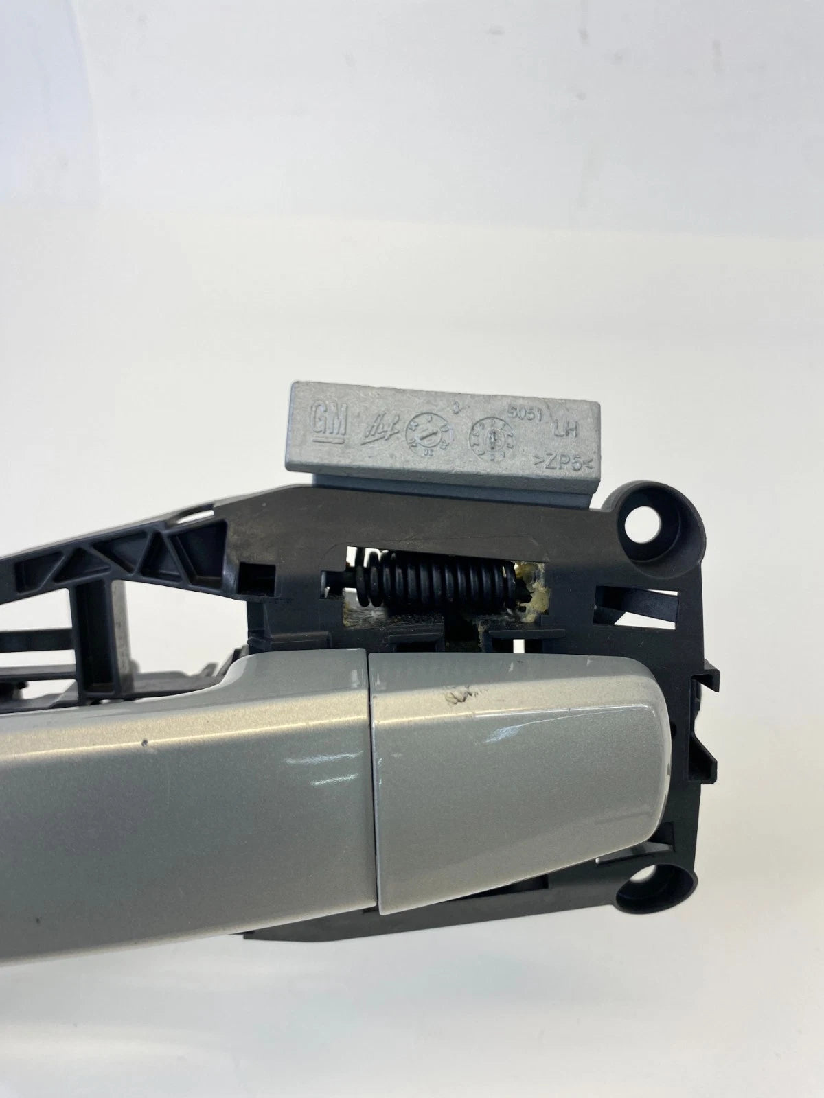 2011 BUICK REGAL SEDAN REAR LEFT SIDE EXTERIOR OUTER DOOR HANDLE ASSEMBLY OEM