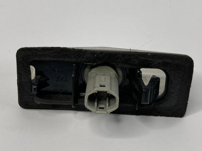2004-2015 TOYOTA PRIUS 2009-2013 MATRIX REAR TRUNK LICENSE PLATE LIGHT LAMP OEM