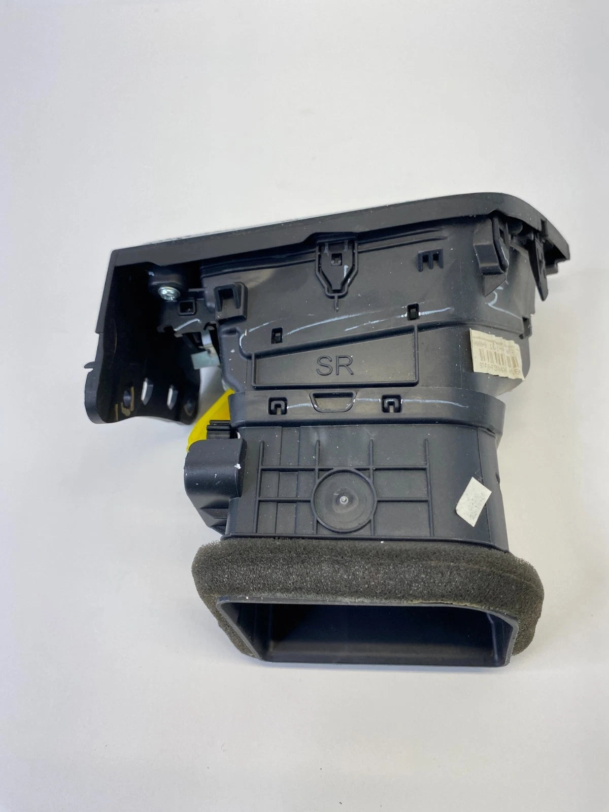 2017 2018 HYUNDAI ELANTRA OUTER DASH RIGHT PASSENGER A/C AIR VENT USA BUILT OEM