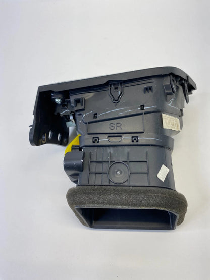 2017 2018 HYUNDAI ELANTRA OUTER DASH RIGHT PASSENGER A/C AIR VENT USA BUILT OEM