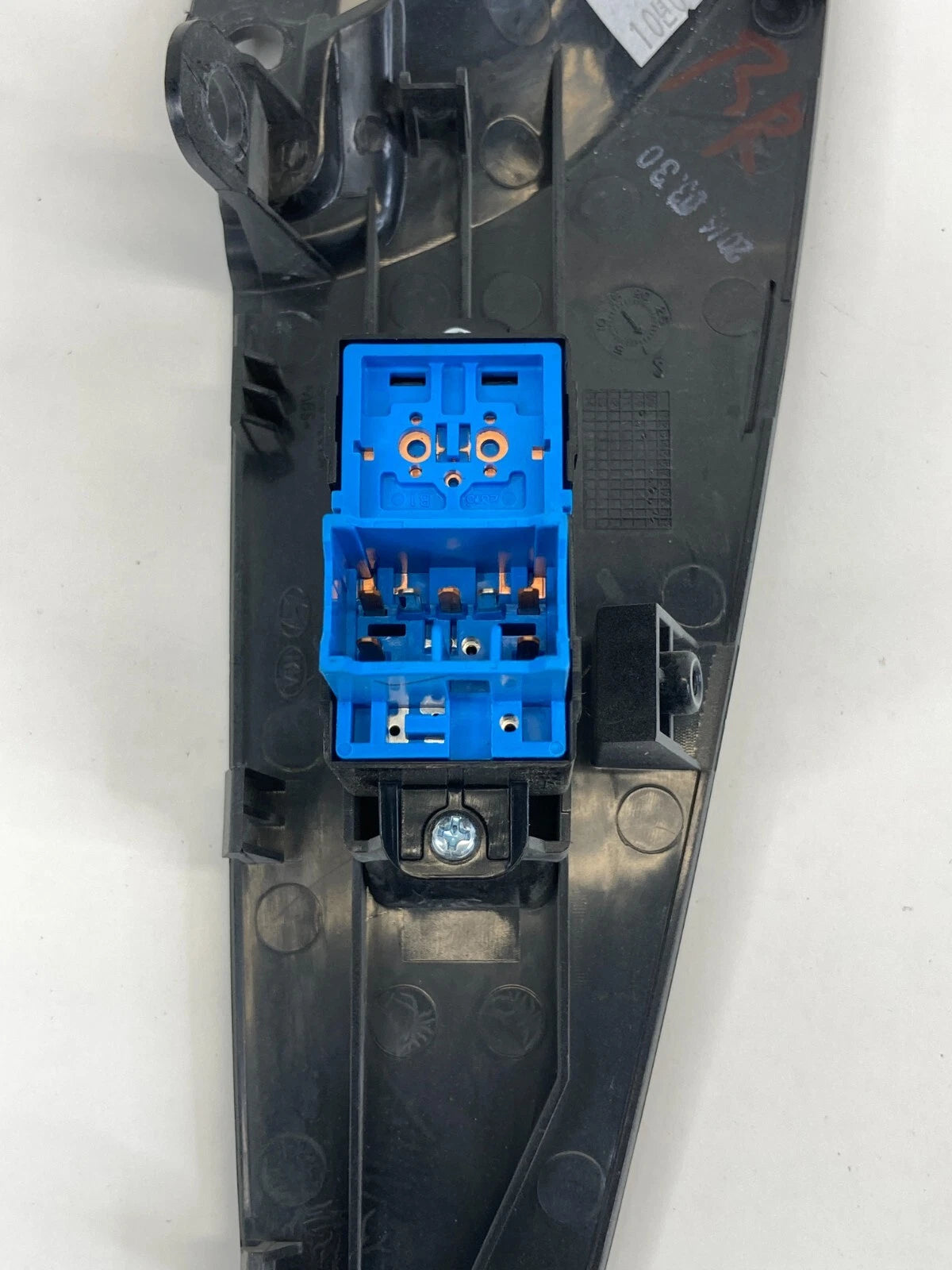 11-14 HYUNDAI SONATA REAR RIGHT SIDE DOOR WINDOW CONTROL SWITCH TRIM 93581-3S060