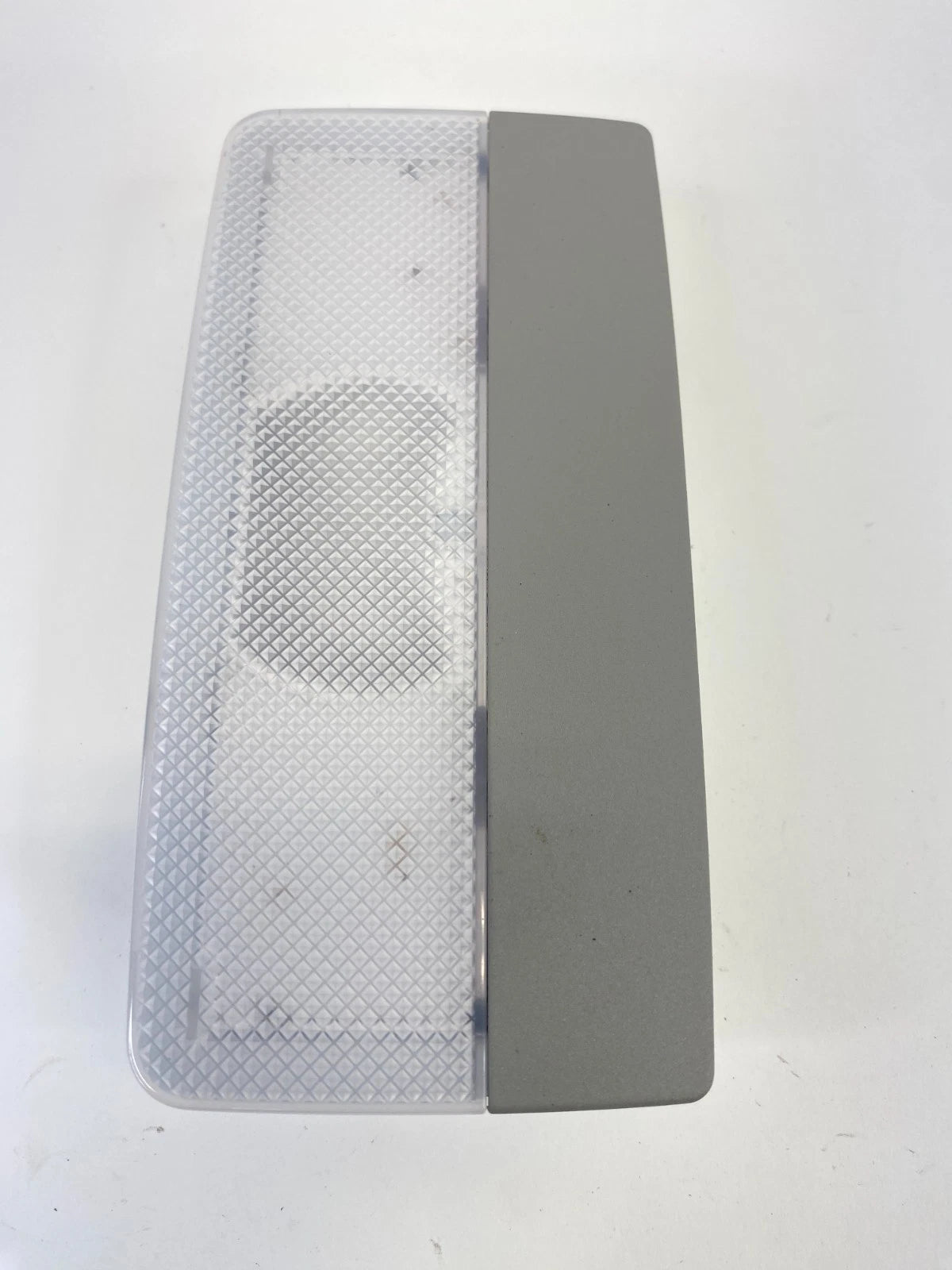 2010-2017 GMC TERRAIN EQUINOX REAR CENTER DOME MAP LAMP LIGHT 316627975 OEM