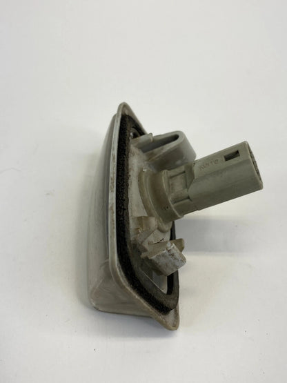 03 04 05 06 07 08 TOYOTA COROLLA REAR BACK TRUNK LICENSE PLATE LAMP LIGHT OEM