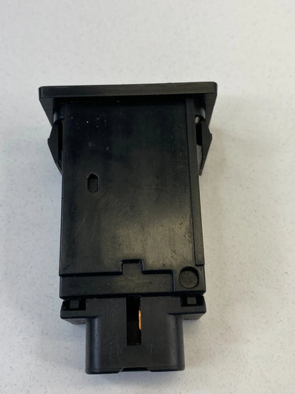 2000-2004 TOYOTA AVALON AC 115V POWER INVERTER CONTROL SWITCH BUTTON 157998 OEM