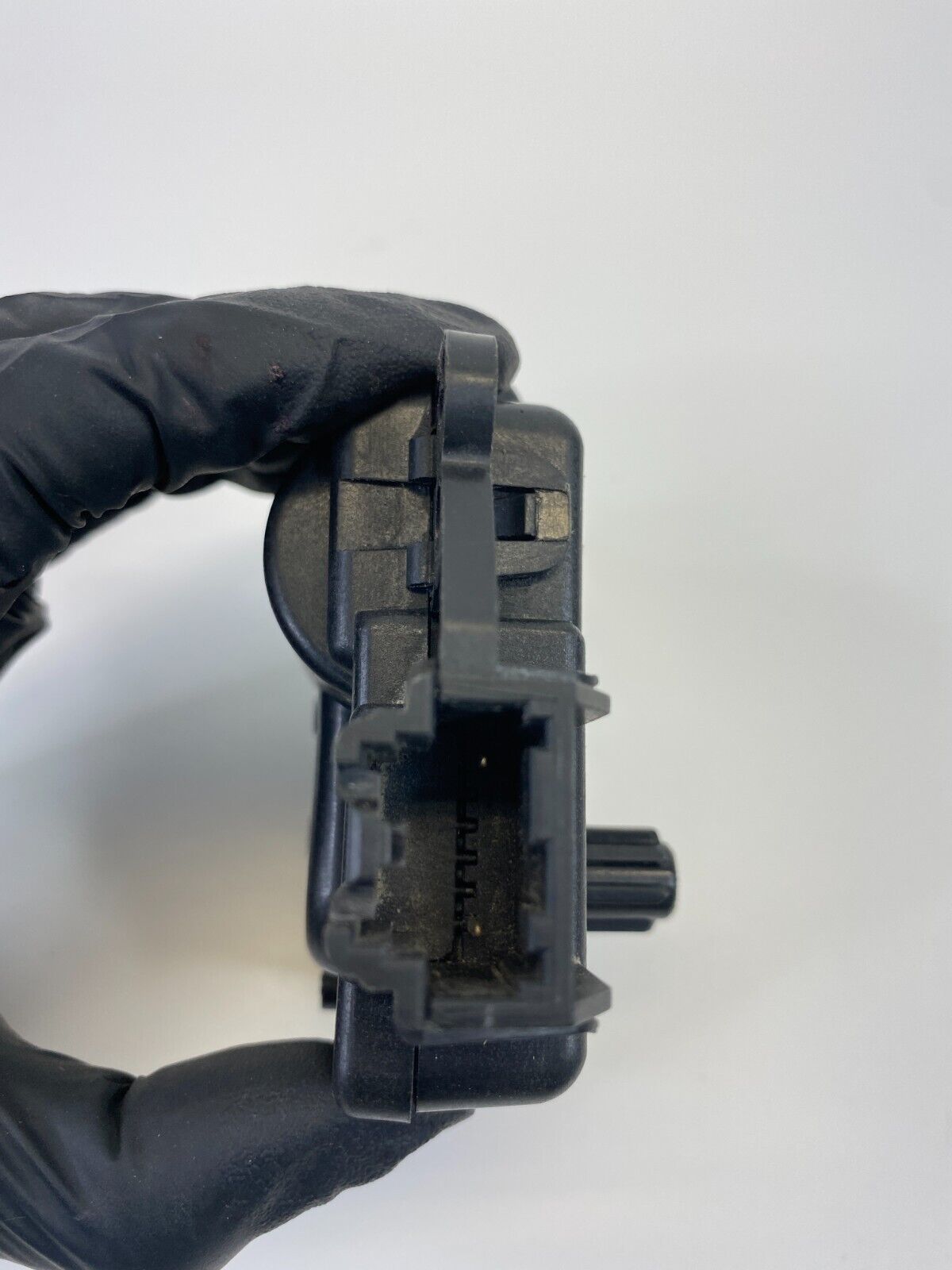 2009-2014 Volkswagen Routan HVAC A/C Heater Blend Door Flap Actuator M8679001