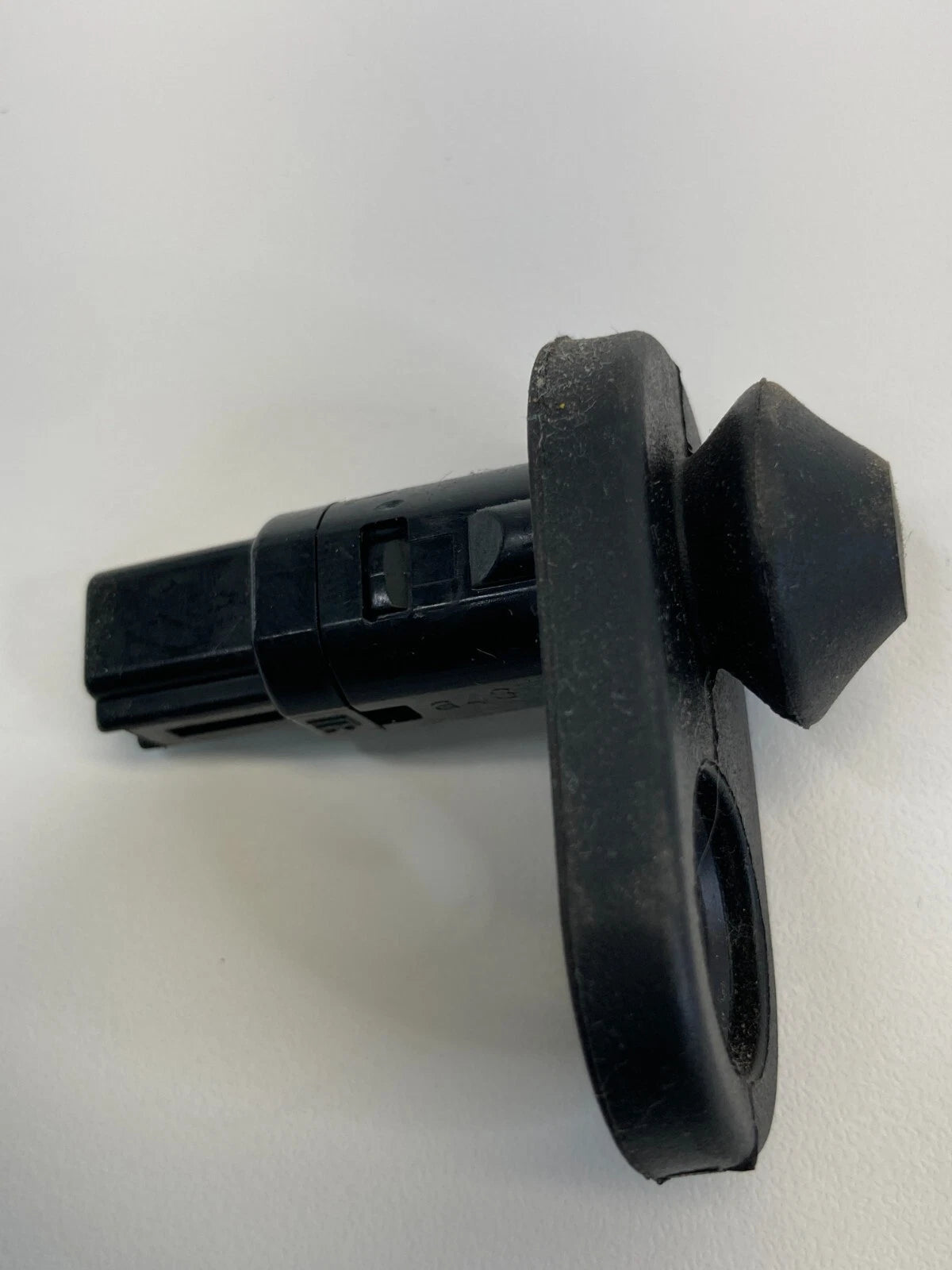 2004 2005 2006 LEXUS RX330 FRONT RIGHT DOOR AJAR JAMB LIGHT SWITCH SENSOR OEM