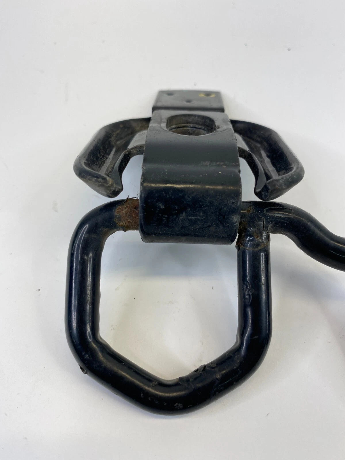2002-2013 CHEVROLET AVALANCHE 1500 PICKUP BOX BED CARGO HOOK STRAP TIE DOWN ASSY