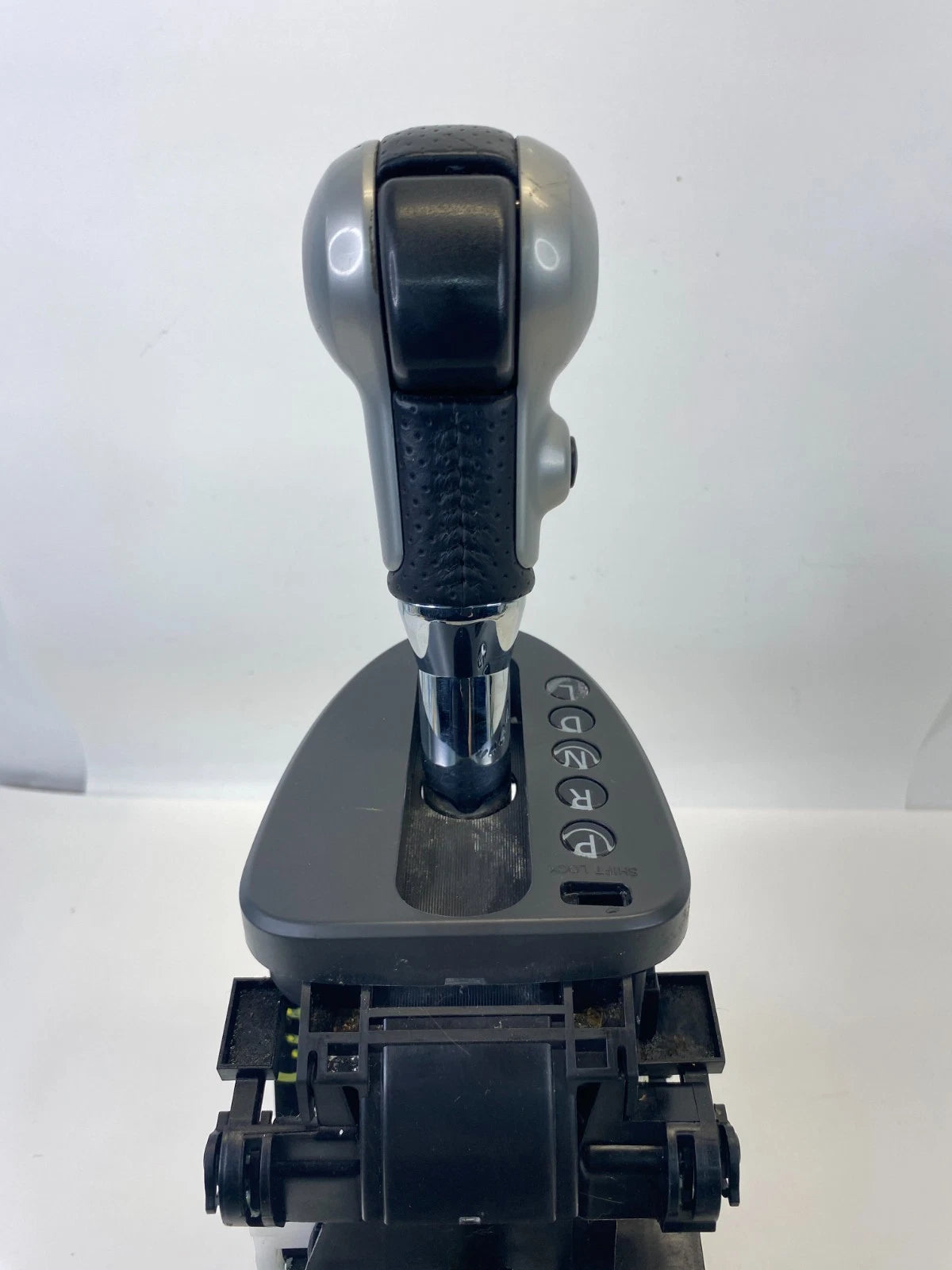 2009-2013 NISSAN ROGUE 2.5L A/TRANS GEAR SHIFTER SELECTOR LEVER HANDLE JM70A OEM