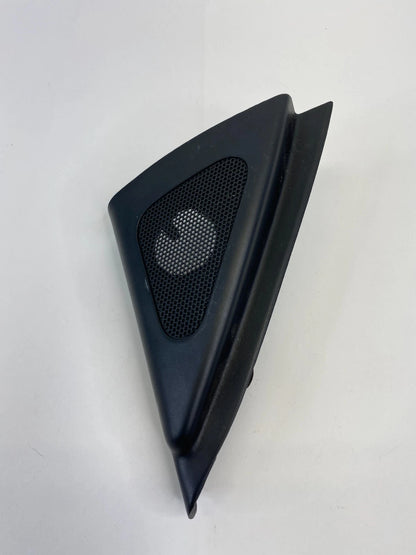 07-10 HYUNDAI ELANTRA FRONT RIGHT SIDE CORNER TWEETER COVER TRIM 87661-2H020 OEM