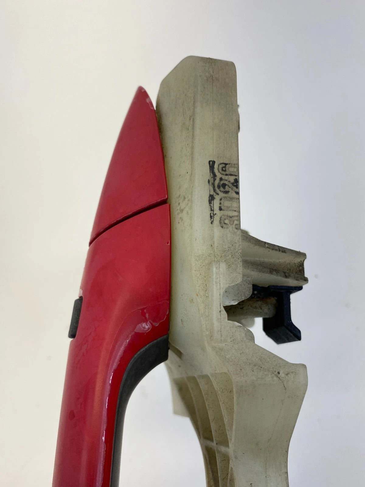 2013-2017 HYUNDAI ELANTRA GT FRONT RIGHT PASSENGER SIDE EXTERIOR DOOR HANDLE OEM